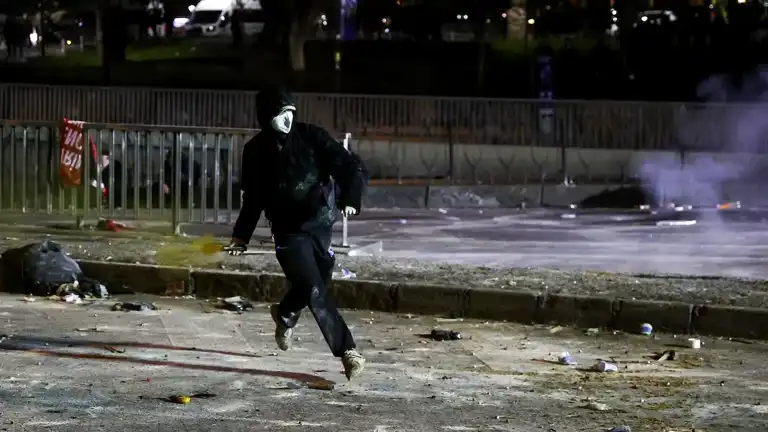 Vali Gül: Taksim'de Gösteri Çağrısı Provokasyon!