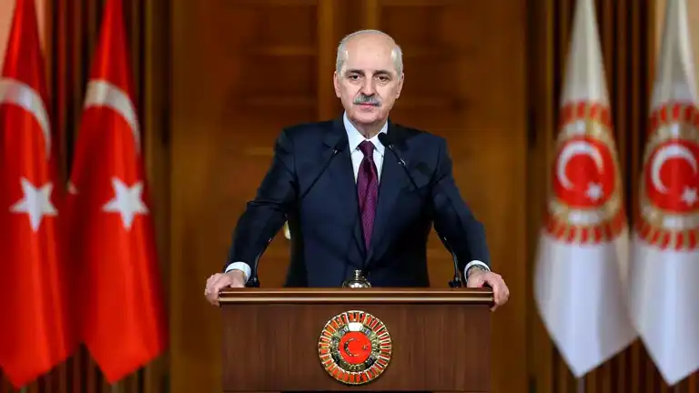Kurtulmuş'tan İzmir Kurtuluş Bayramı Mesajı
